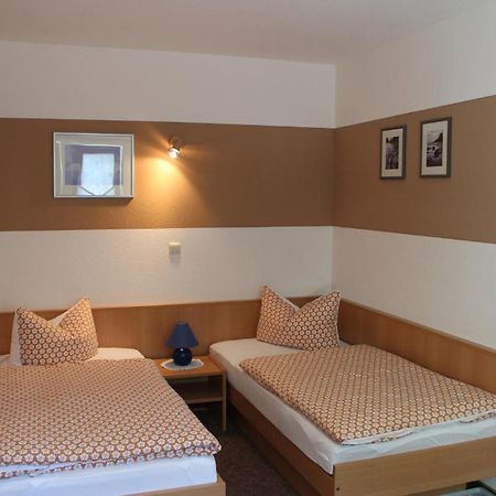 Pension Garni Zum Felsenkeller Nordhausen Ngoại thất bức ảnh
